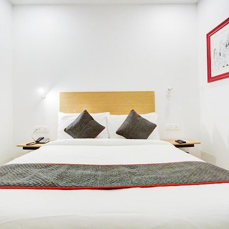 Townhouse Townhouse Atal Chowk Indirapuram Gáziábád Kültér fotó