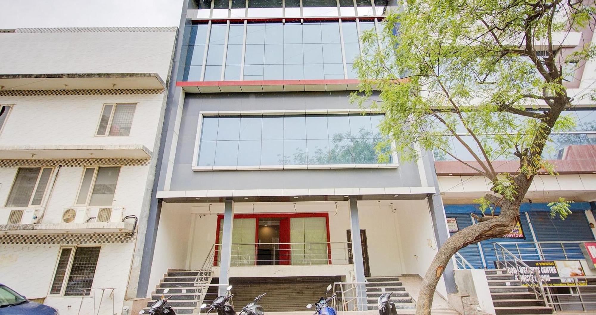 Townhouse Townhouse Atal Chowk Indirapuram Gáziábád Kültér fotó