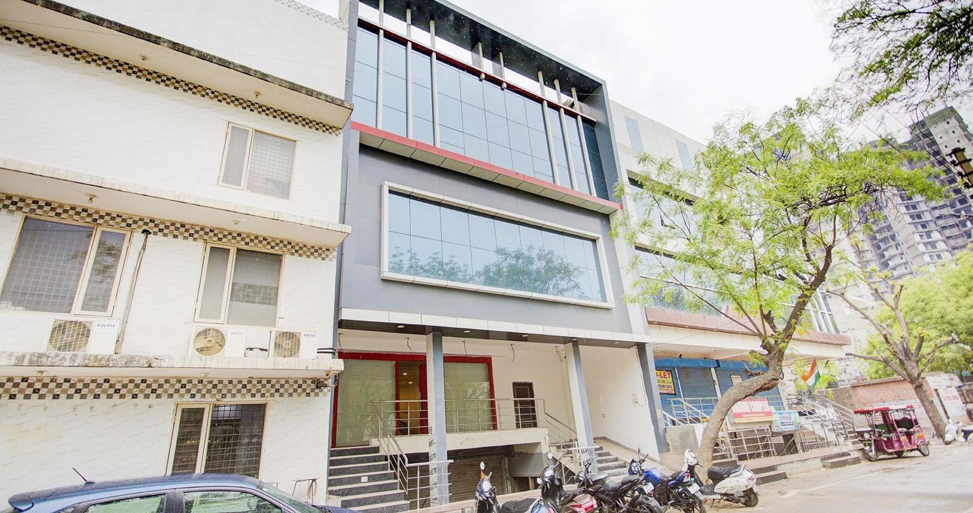 Townhouse Townhouse Atal Chowk Indirapuram Gáziábád Kültér fotó